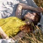 medium-shot-woman-laying-cloth
